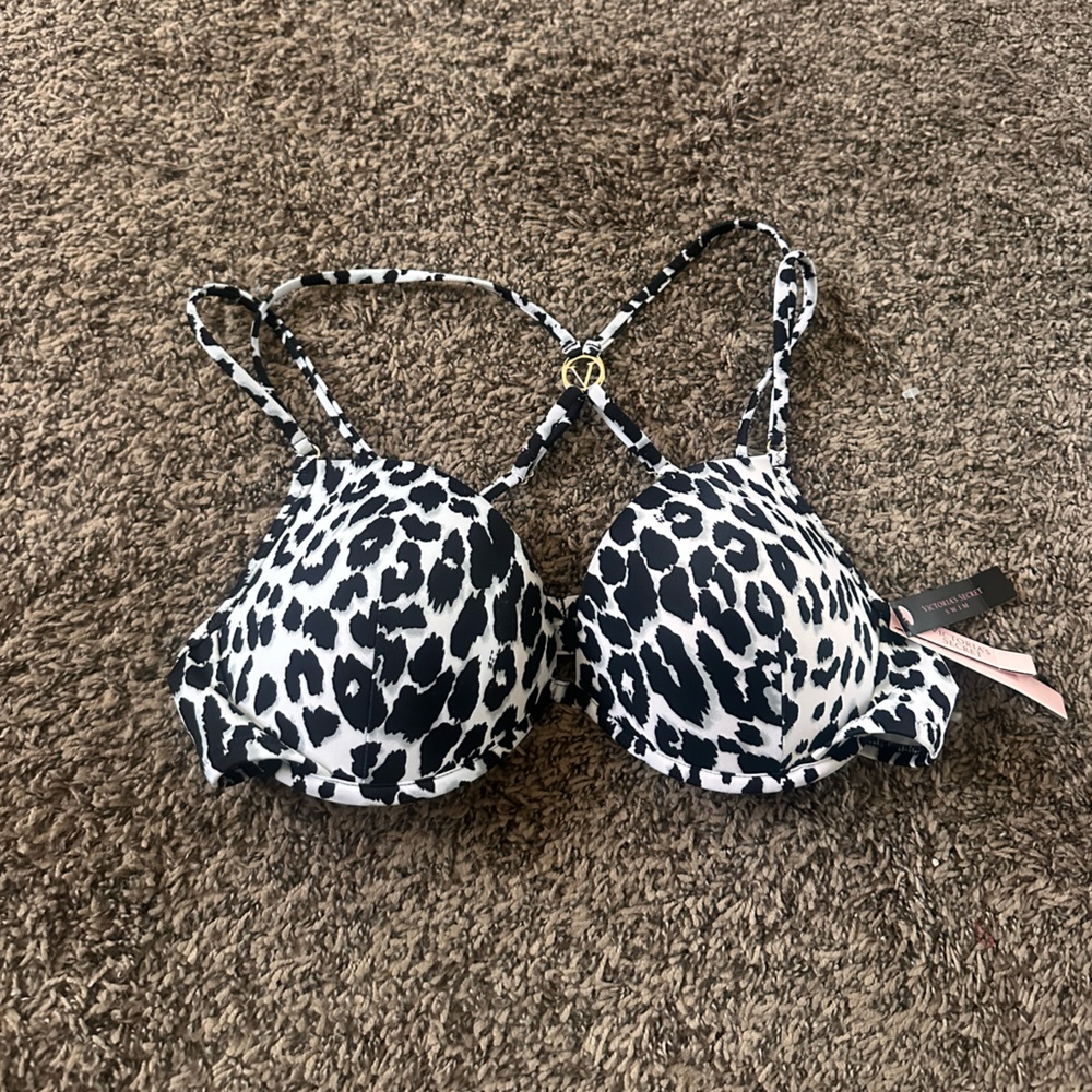 Victoria’s Secret Swim Lined Bikini Top Size 36C New with Tags Black Leopard